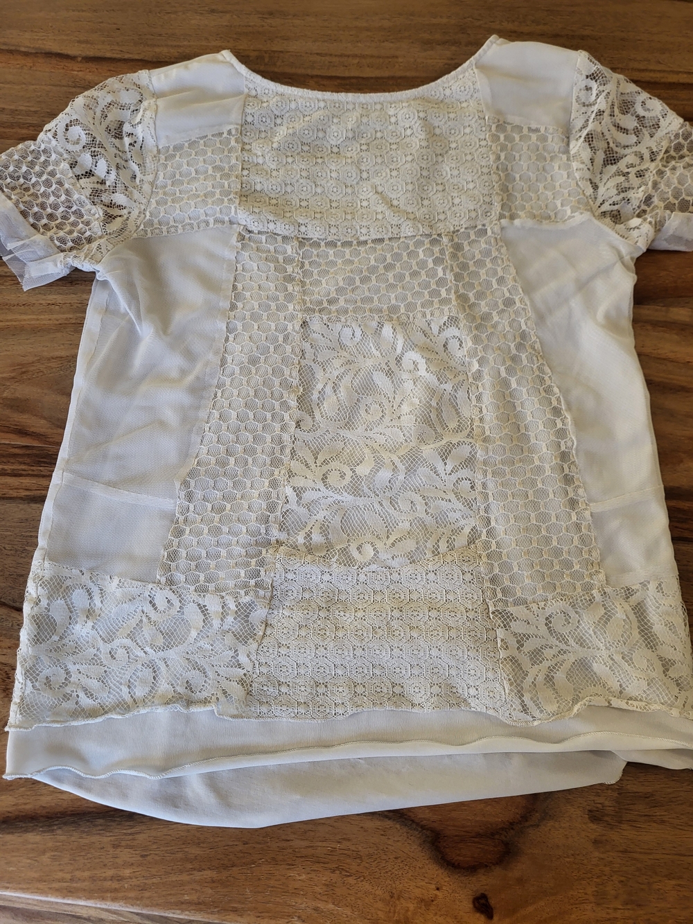 Kimchi & Blue Cream Lace Top